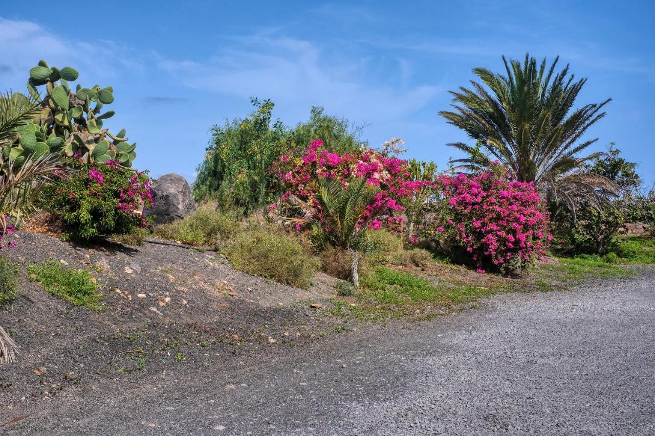 Casa Atlantida-Quiet House With Balcony And Fast Wifi Villa Costa Teguise Ngoại thất bức ảnh